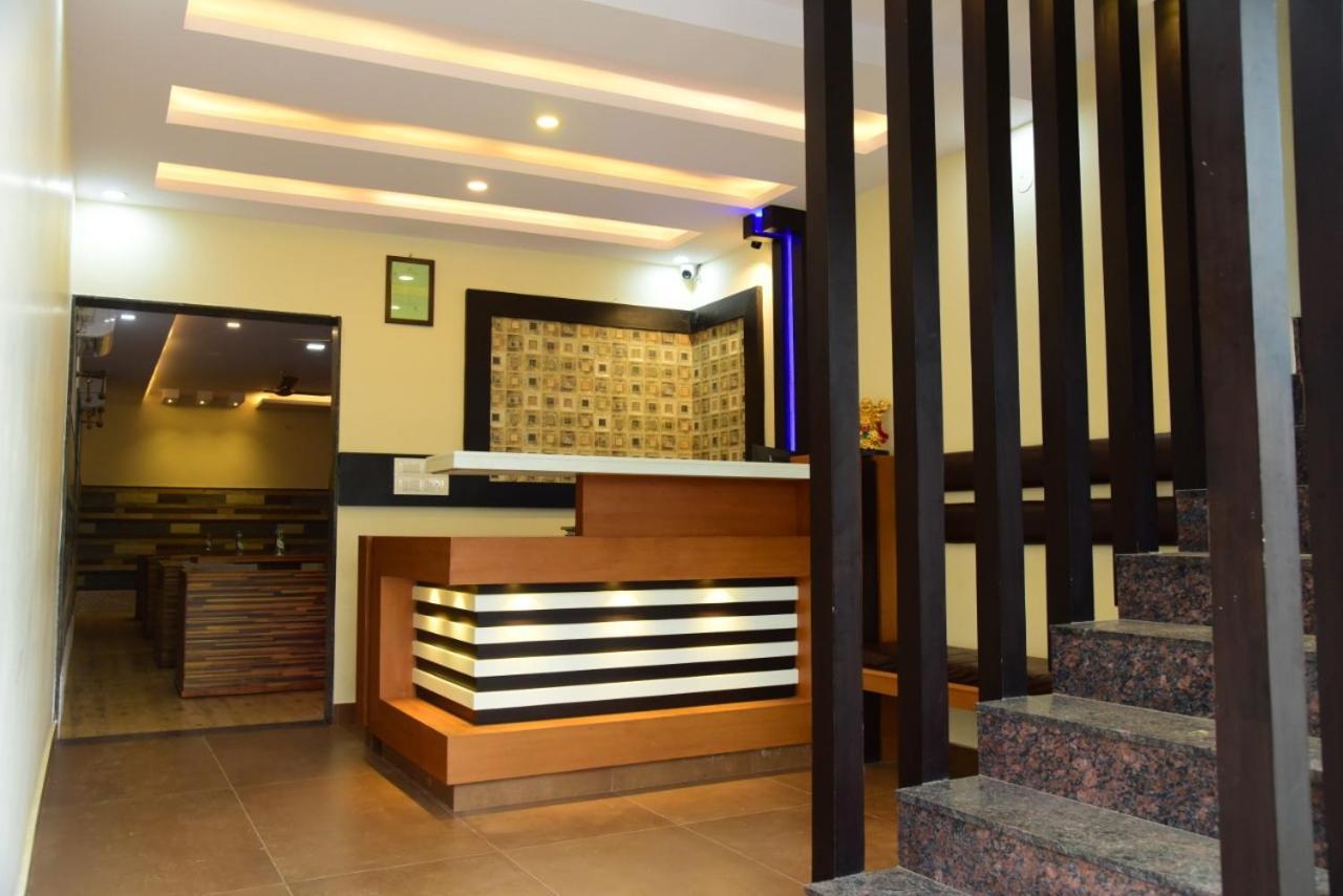 M G Residency Hotel Chikmagalur Exterior photo