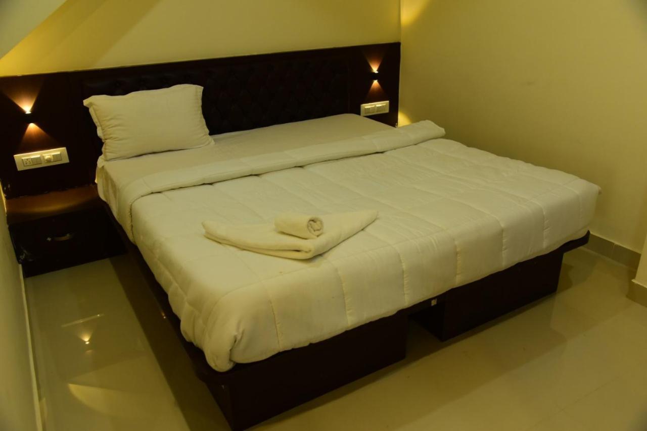 M G Residency Hotel Chikmagalur Exterior photo