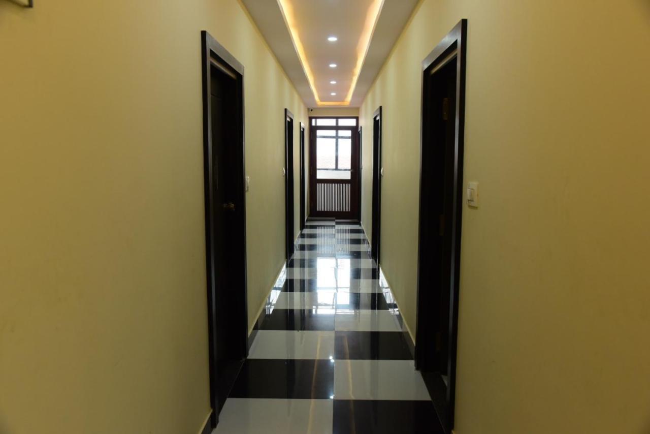 M G Residency Hotel Chikmagalur Exterior photo