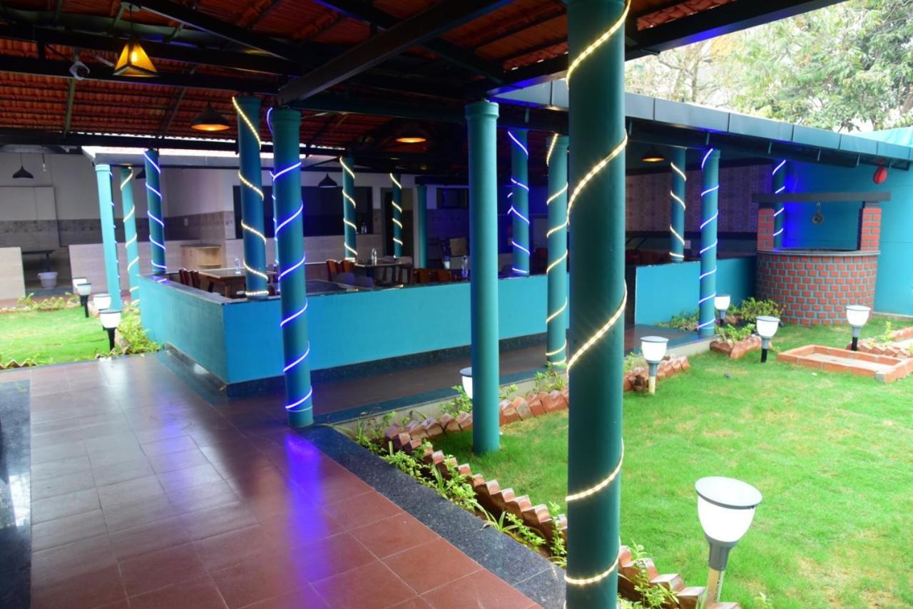 M G Residency Hotel Chikmagalur Exterior photo
